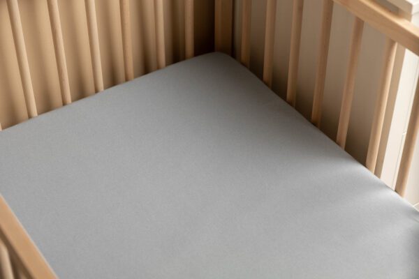 Waterproof Sheet 120x60 - Grey - Image 2