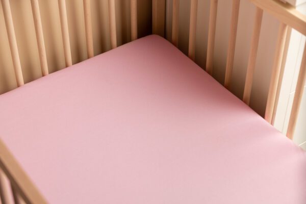 Deluxe Bed Sheet 120x60 - Pink - Image 3